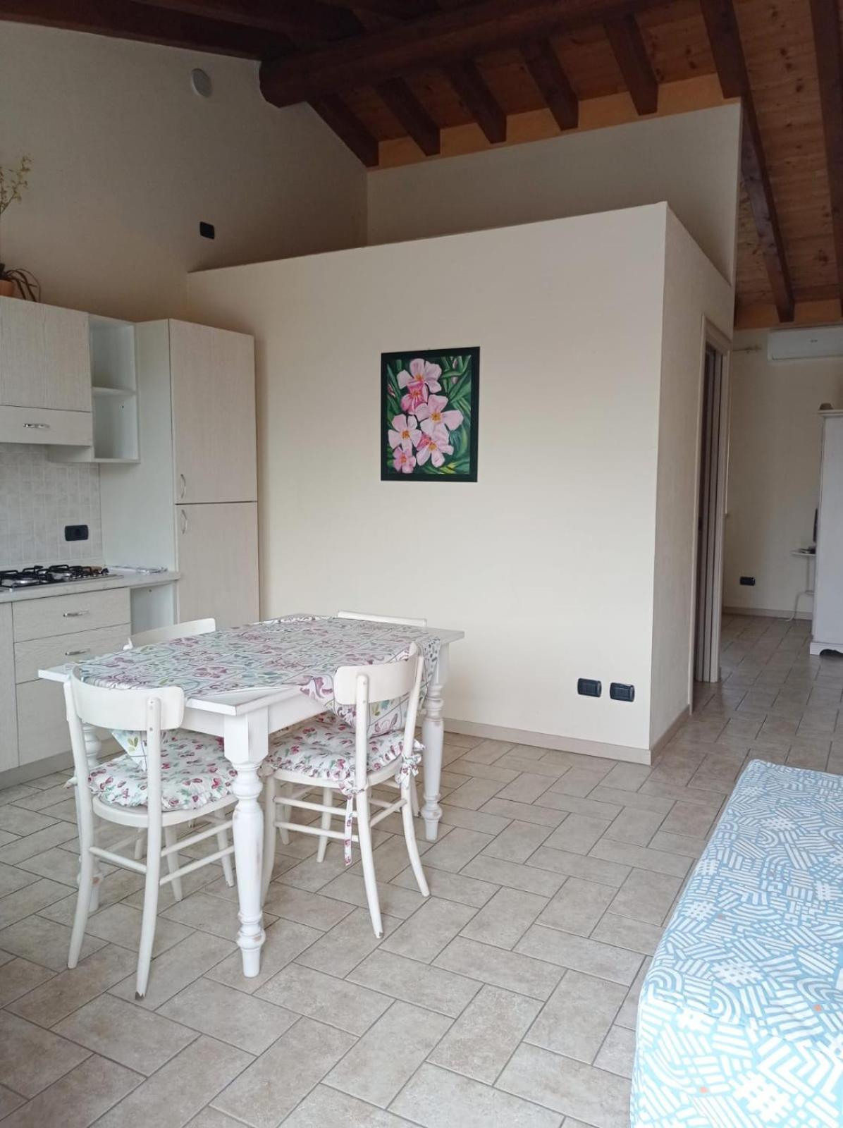 Corte Valesana Lazise Habitación foto