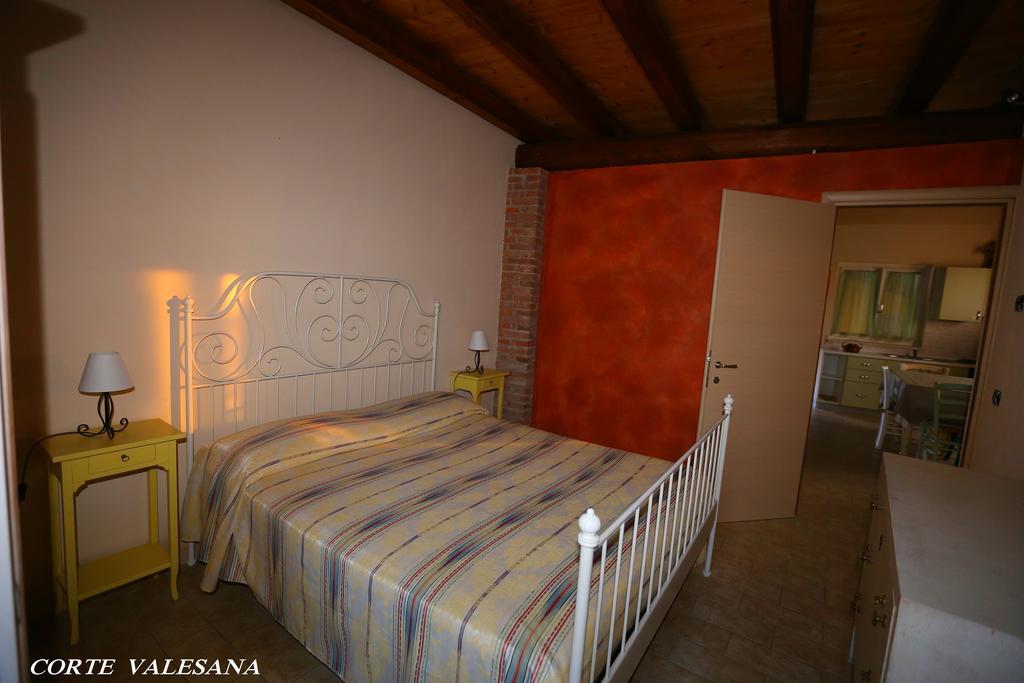 Corte Valesana Lazise Habitación foto